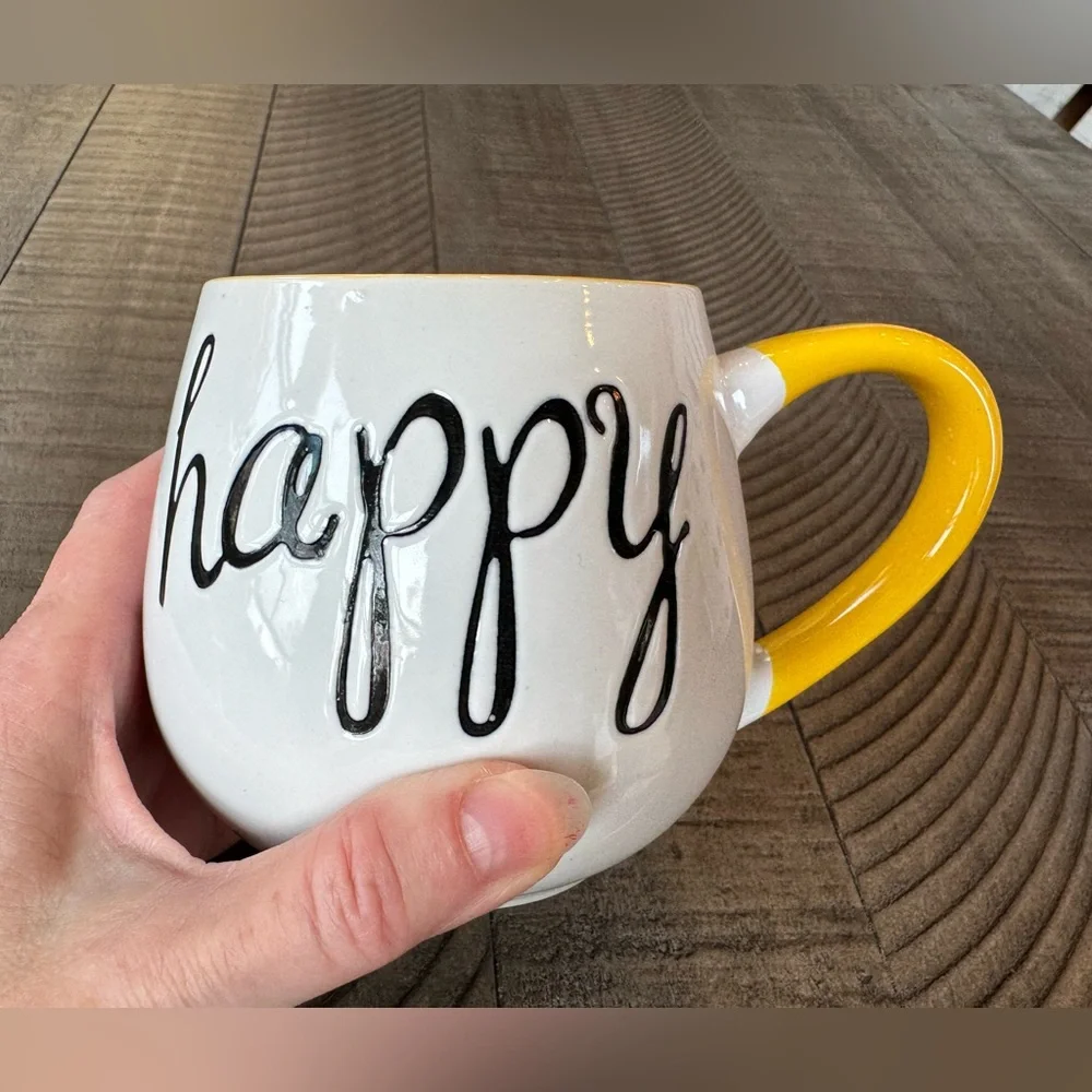 Pier 1 Happy Yellow & White Cheerful Coffee/Tea Mug
